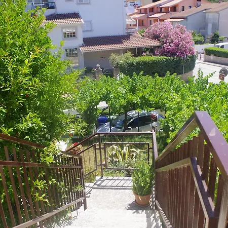 Ruzica, * Pjescana Uvala